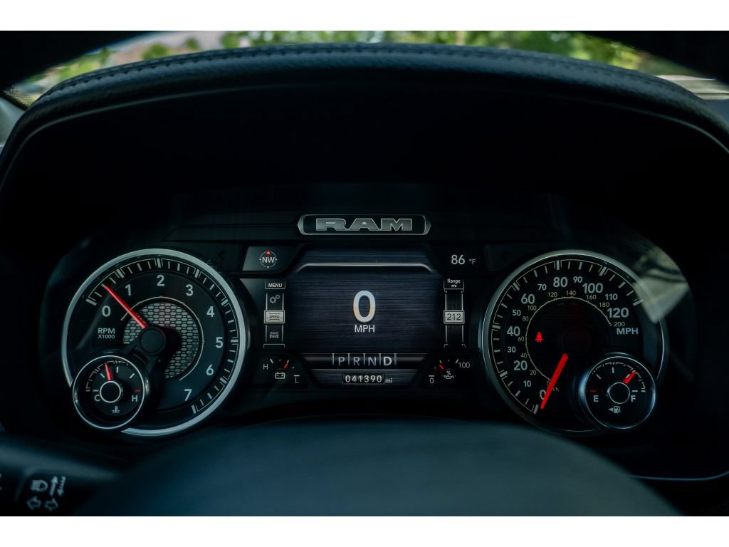 Used 2023 RAM 1500 Laramie AWD/4WD image 21
