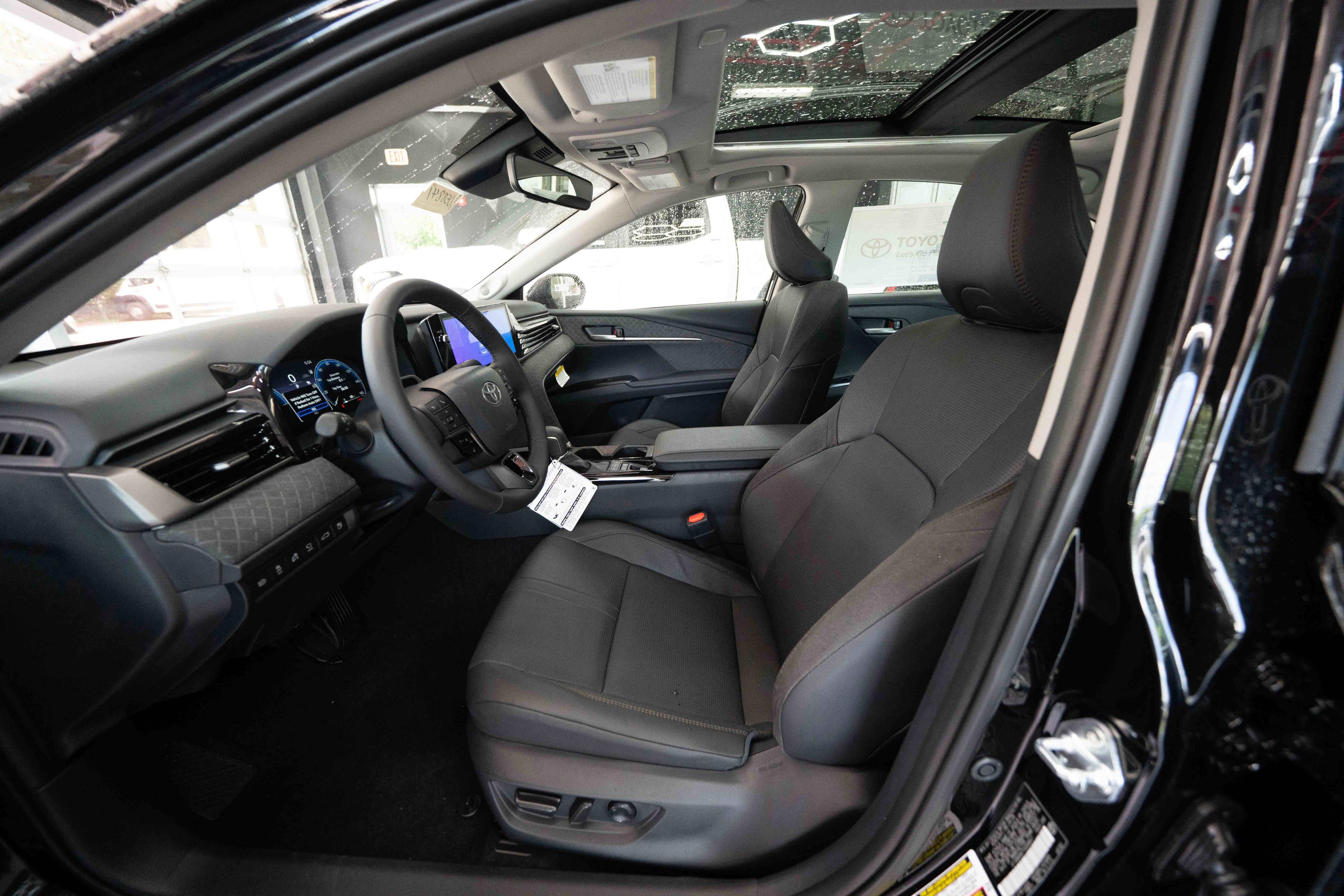 New 2026 Toyota Camry XLE w/ Premium Plus Package AWD/4WD image 9