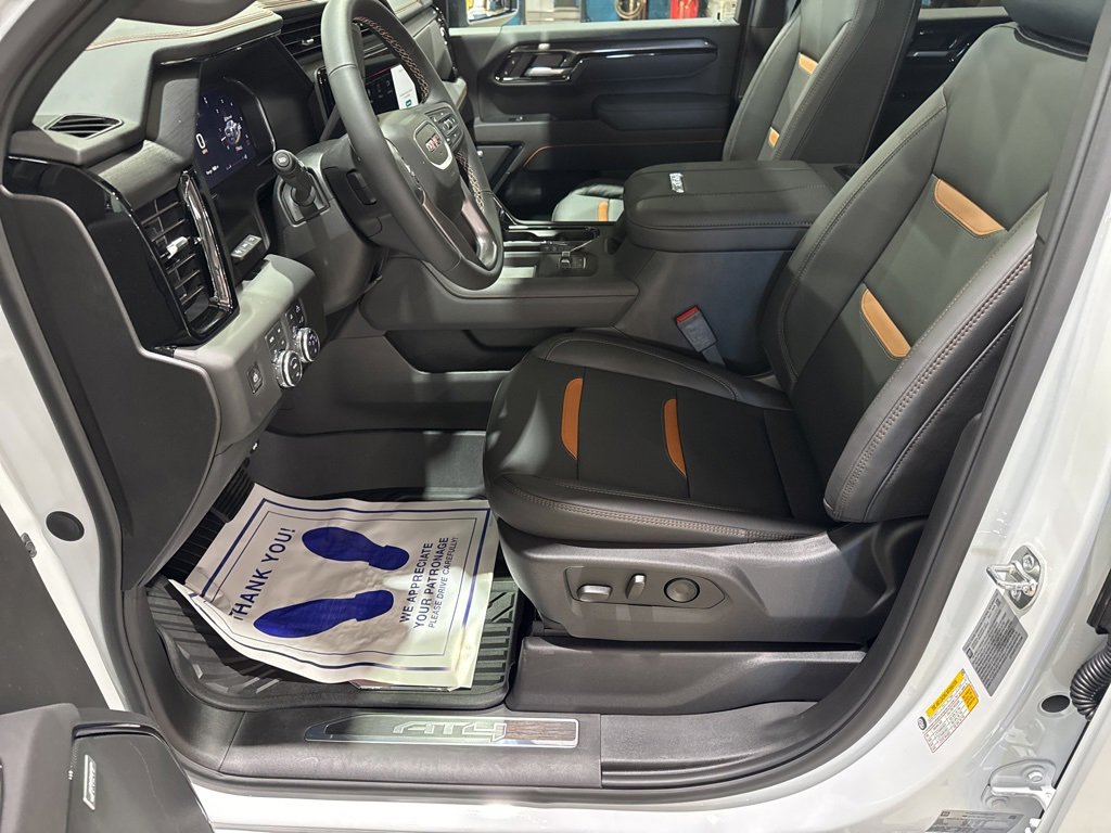 New 2026 GMC Sierra 3500 AT4 w/ AT4 Premium Plus Package image 18