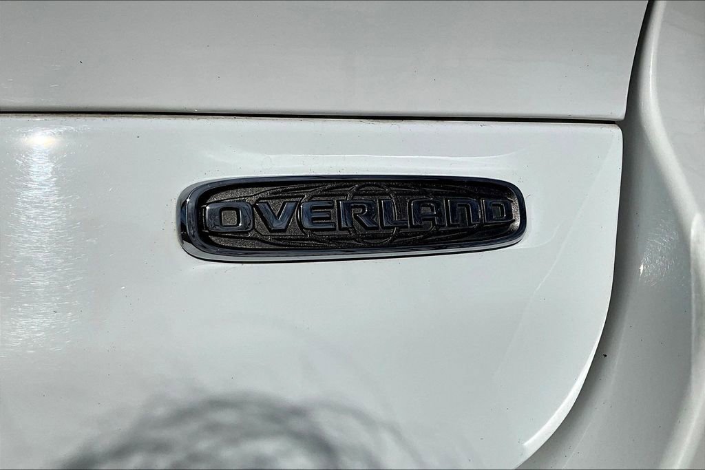 Used 2023 Jeep Grand Cherokee L Overland w/ Rear Seat Video Group I image 34