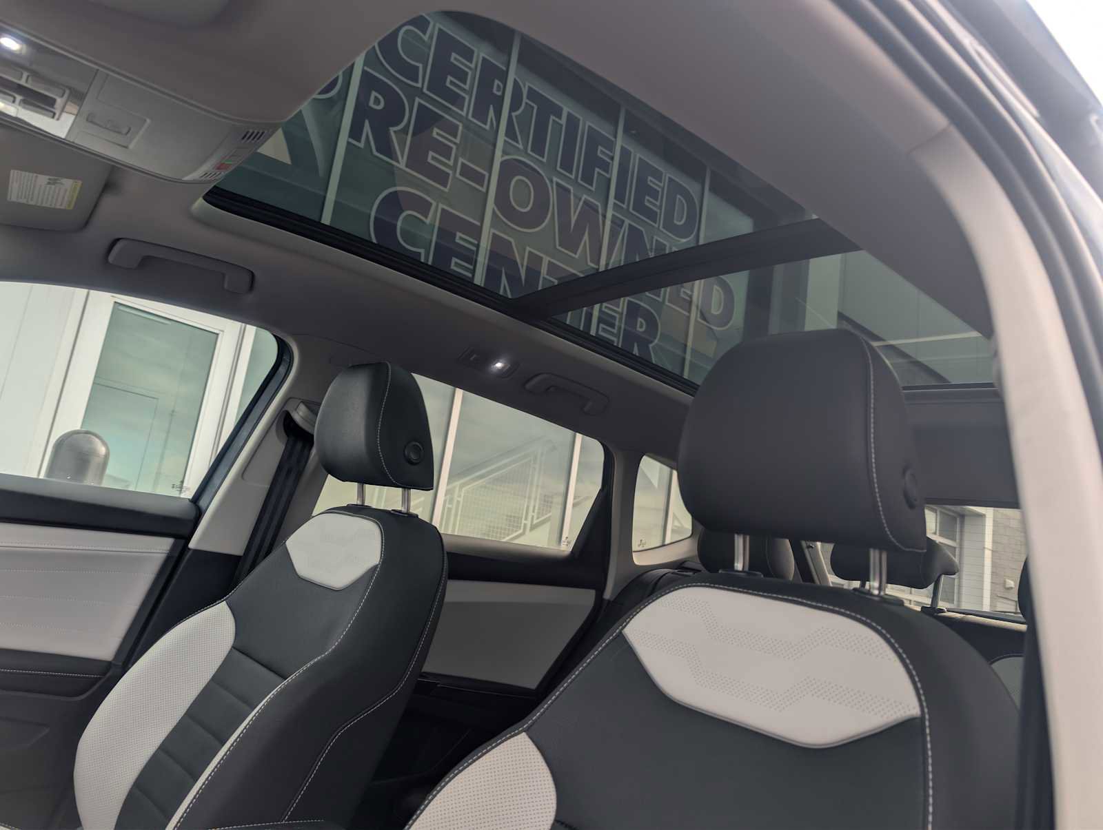 Certified 2025 Volkswagen Taos SEL w/ Taos Adventure Package image 21