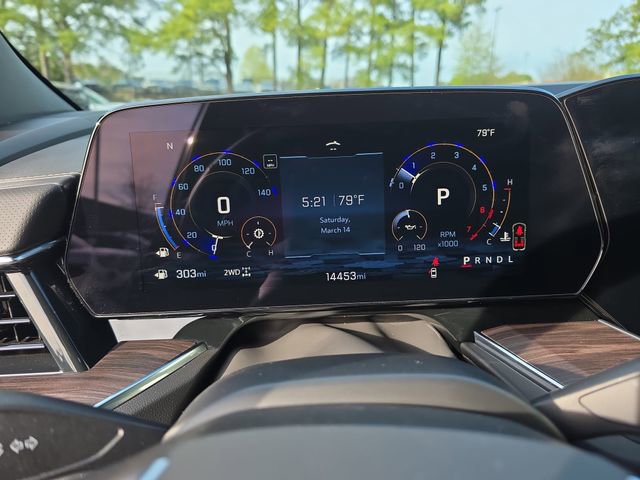 Used 2025 Chevrolet Suburban Premier image 19