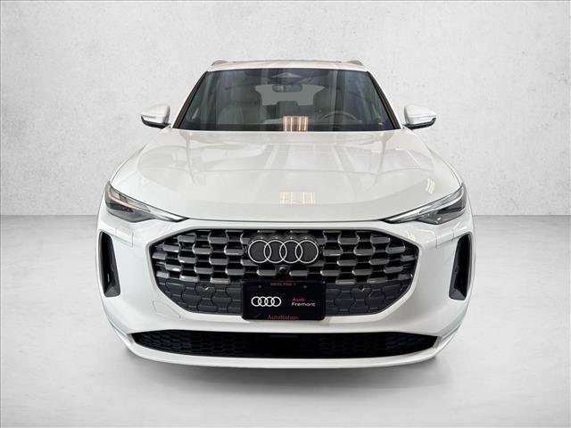 Used 2025 Audi Q5 Premium w/ Convenience Package AWD/4WD image 2