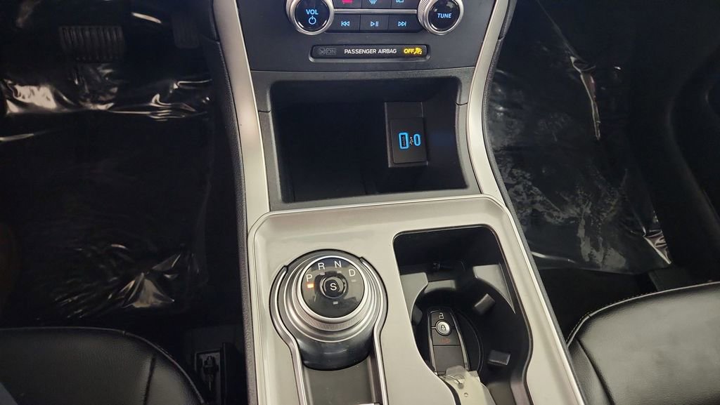 Used 2023 Ford Edge SEL image 26