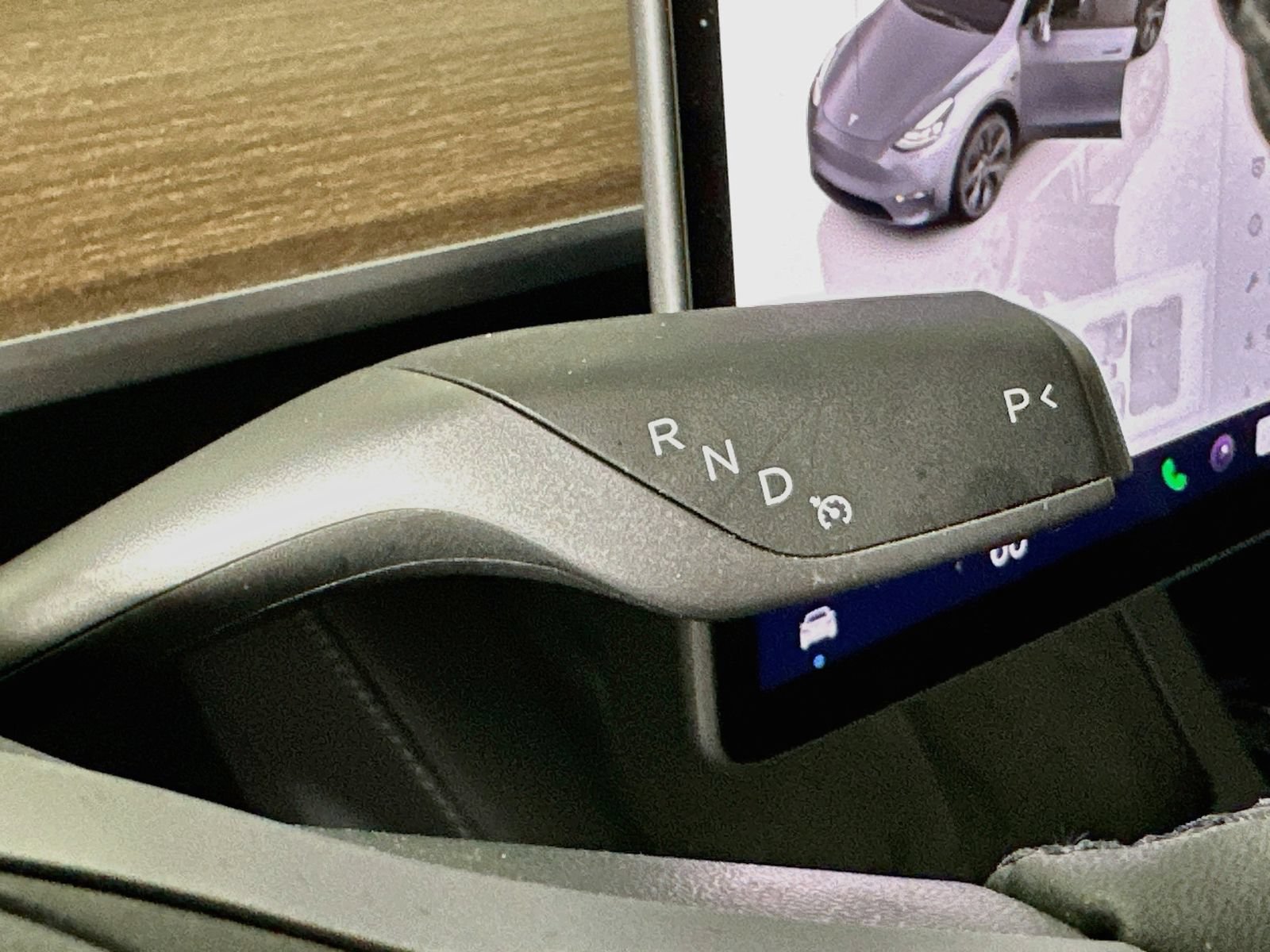 Used 2024 Tesla Model Y Long Range AWD/4WD image 17
