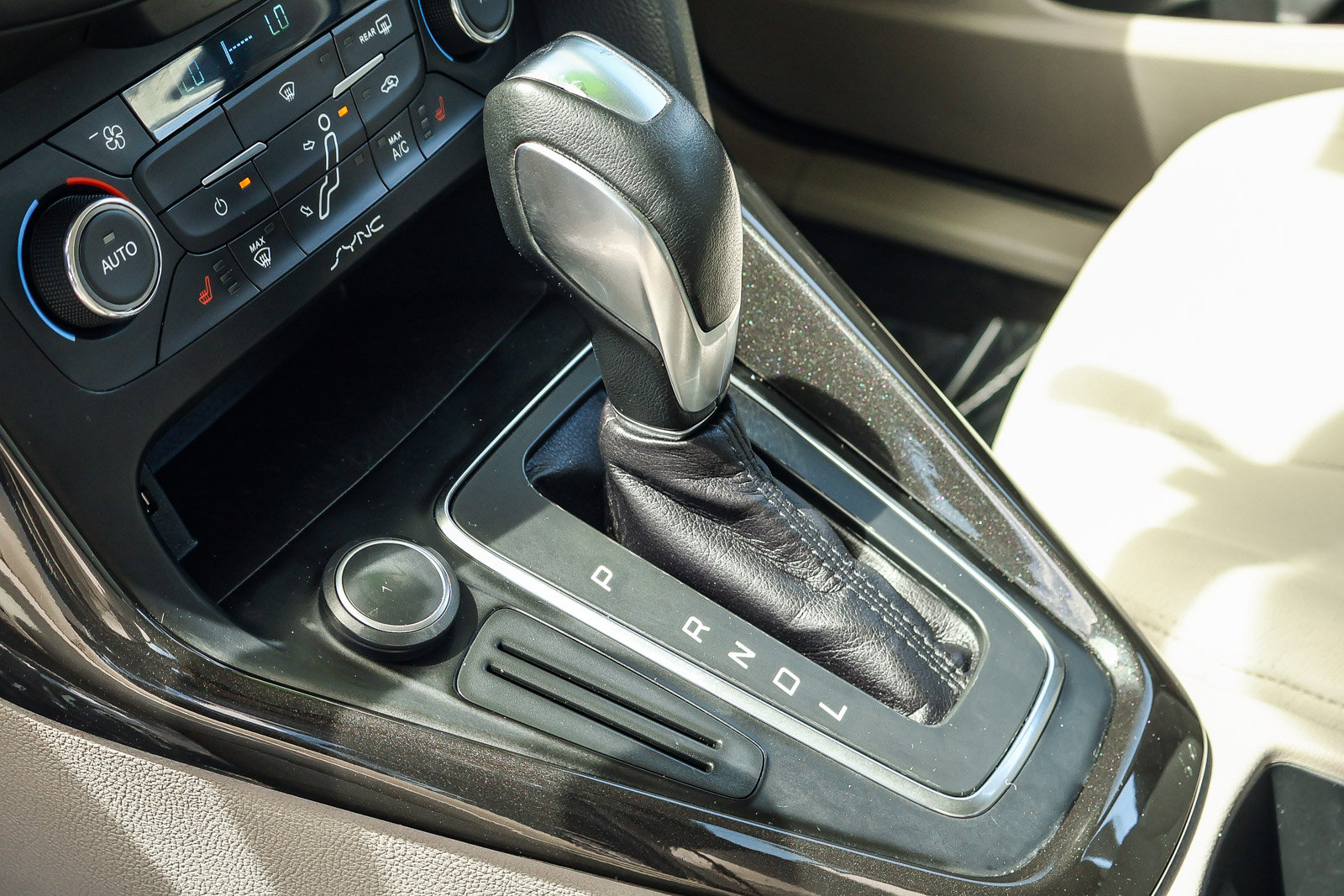 Used 2015 Ford Focus Electric Hatchback image 10