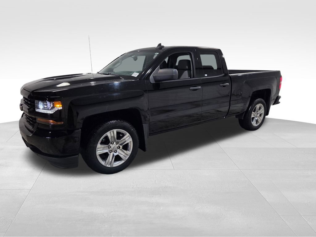 Used 2018 Chevrolet Silverado 1500 Custom w/ Custom Value Package image 15