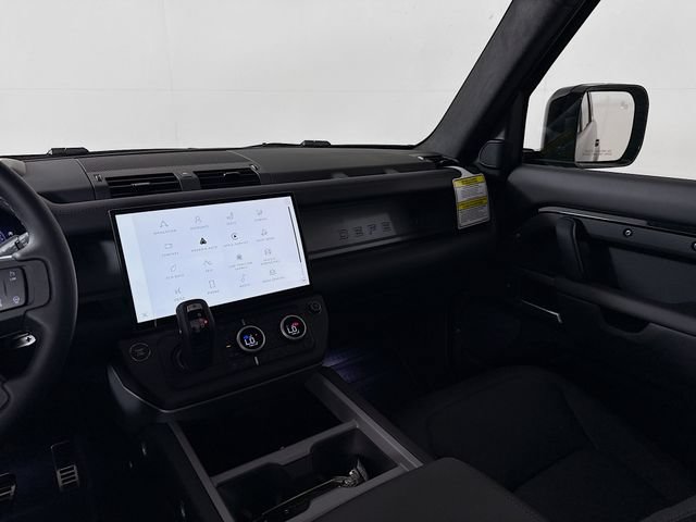 New 2026 Land Rover Defender 130 V8 AWD/4WD image 26