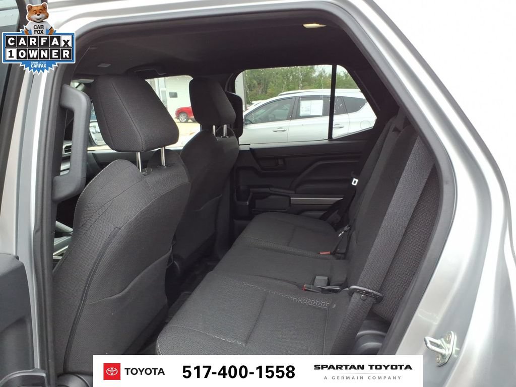 Used 2025 Toyota 4Runner SR5 AWD/4WD image 12