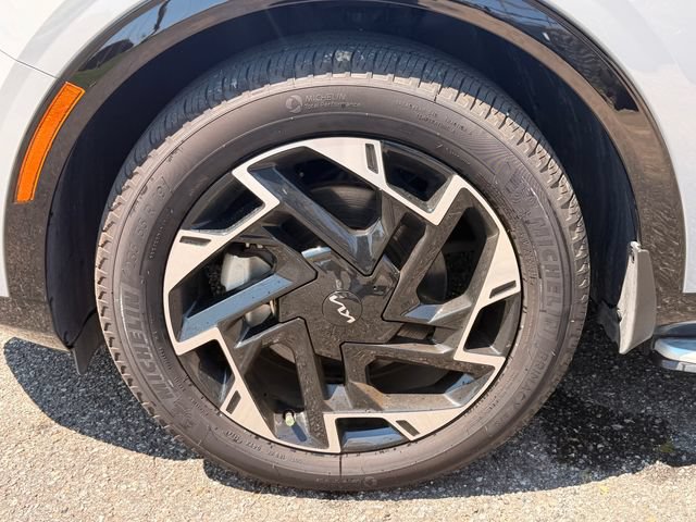 Certified 2024 Kia Sportage SX FWD image 25
