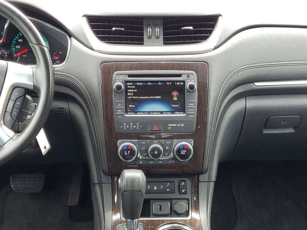 Used 2016 Chevrolet Traverse LT AWD/4WD image 22