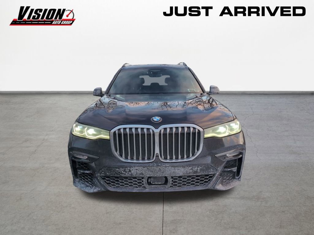 Used 2019 BMW X7 xDrive50i w/ M Sport Package image 2