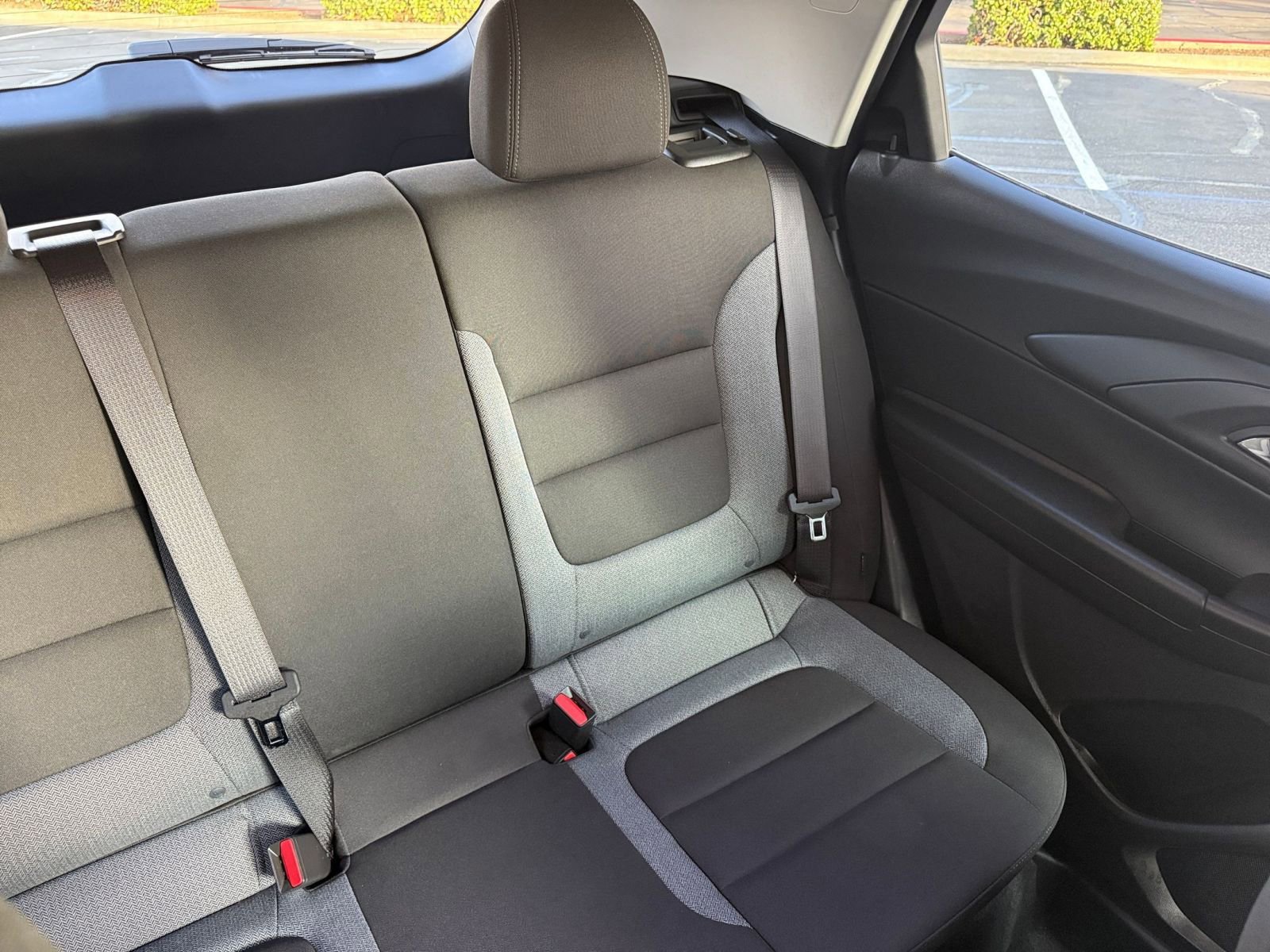 Used 2025 Chevrolet TrailBlazer LT image 35