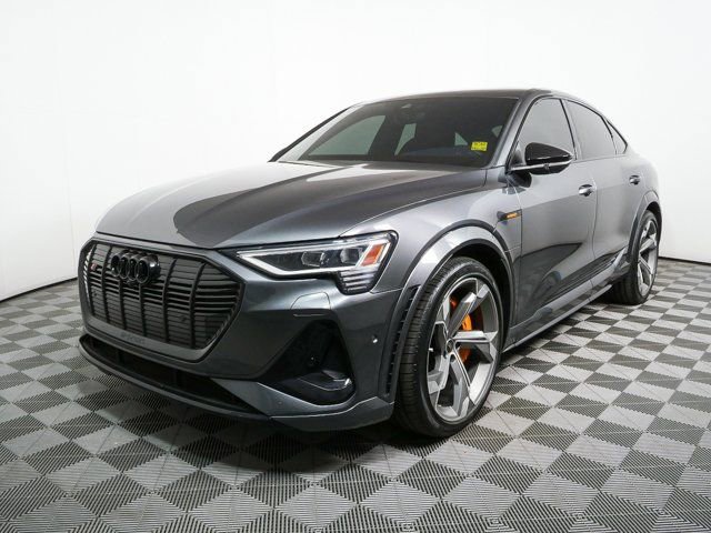 Certified 2023 Audi e-tron S Premium Plus w/ Black Optic Package AWD/4WD image 34