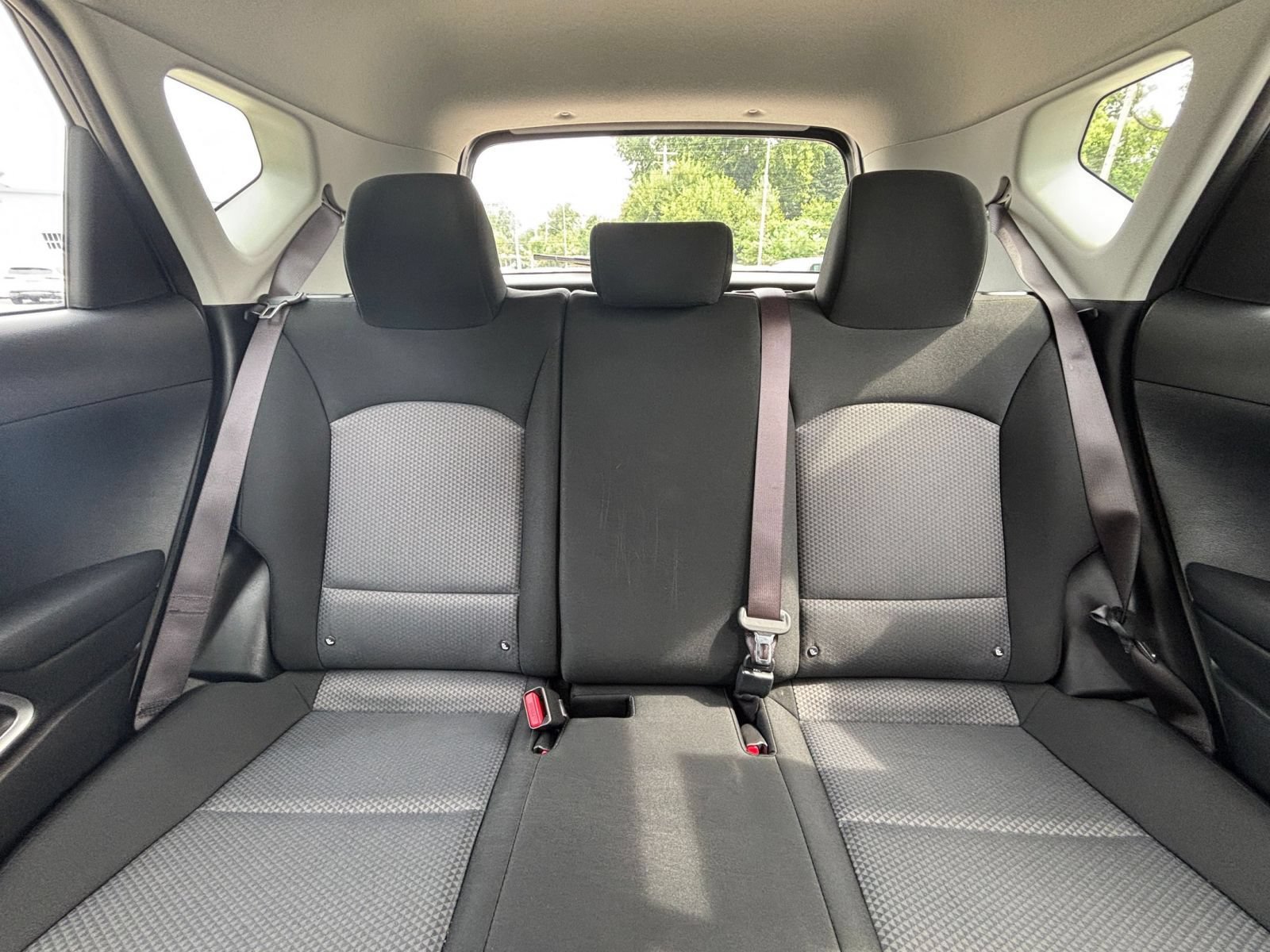 Used 2025 Kia Soul LX w/ LX Technology Package FWD image 35