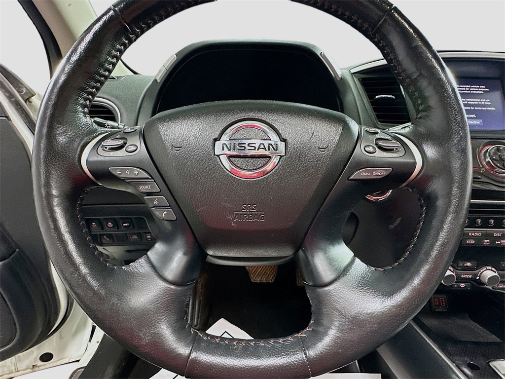 Used 2020 Nissan Pathfinder SL image 9
