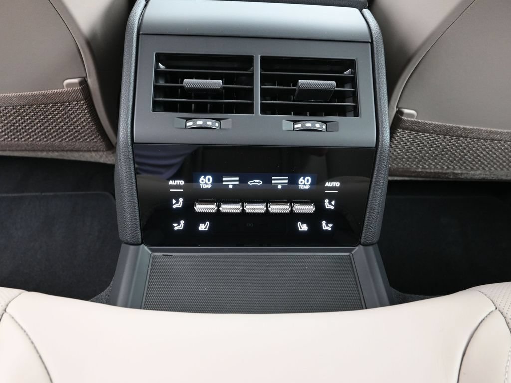 Certified 2025 Porsche Panamera RWD image 19