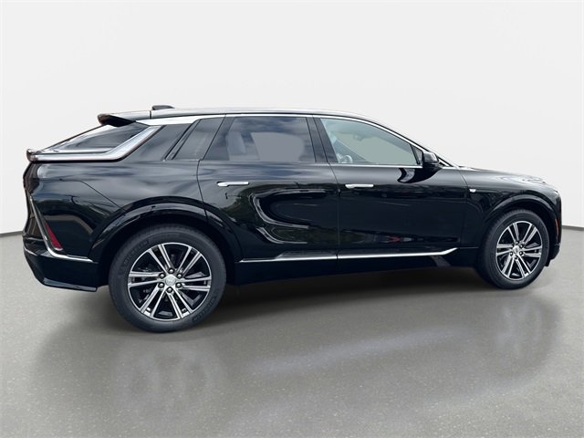 New 2025 Cadillac Lyriq Luxury image 7