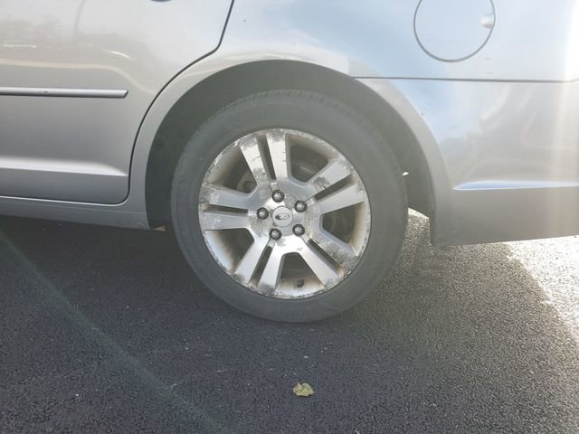 Used 2009 Ford Fusion SEL image 5