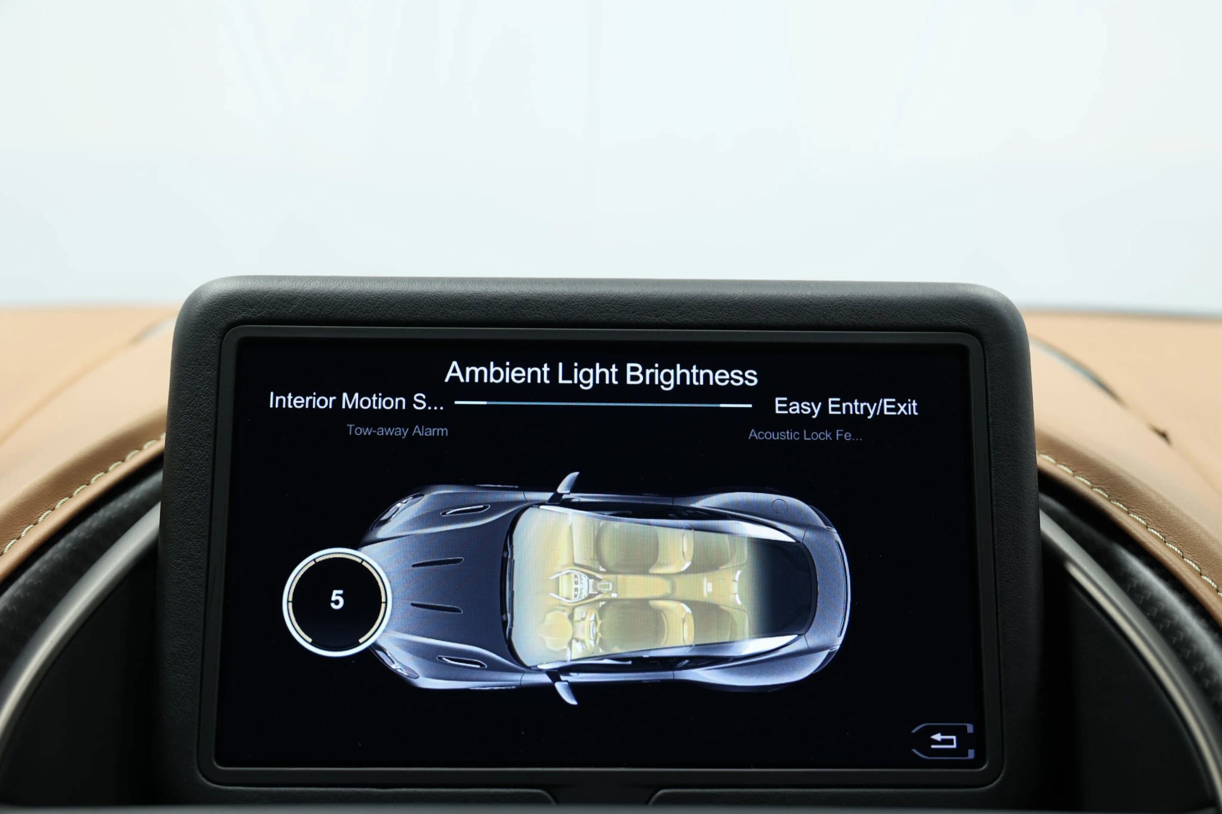 Used 2020 Aston Martin DB11 AMR image 33