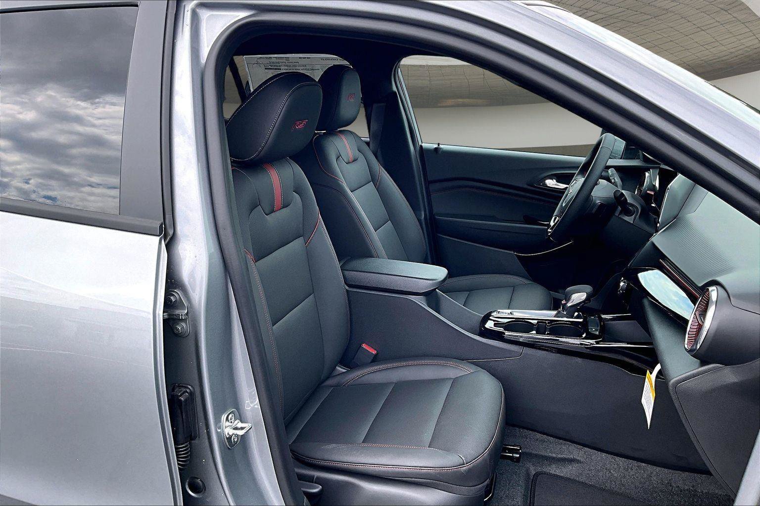 New 2026 Chevrolet Trax RS w/ Driver Confidence Package FWD image 12