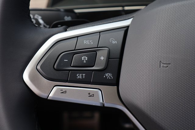 New 2026 Volkswagen Atlas SEL Premium R-Line image 20