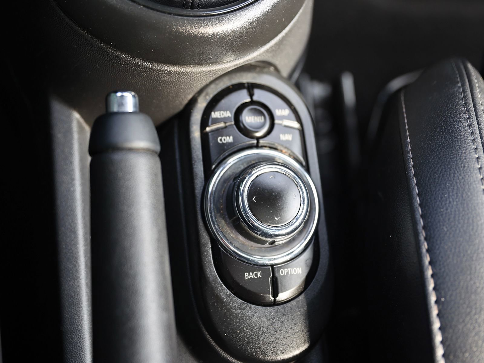 Used 2022 MINI Cooper S w/ Premium Package image 30