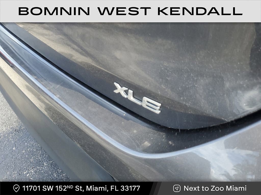 Used 2022 Toyota Highlander XLE image 9