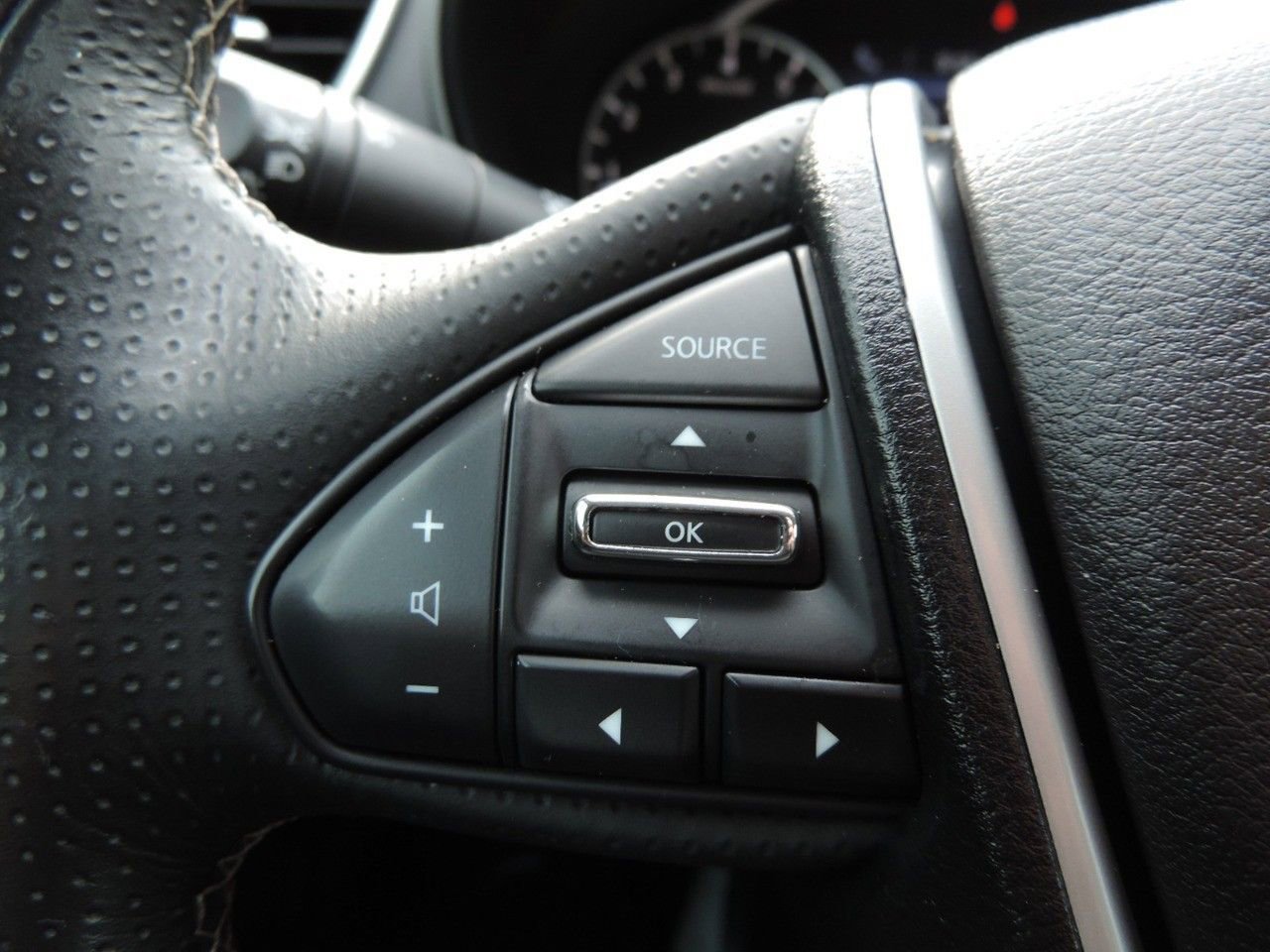 Used 2018 Nissan Maxima Platinum image 28