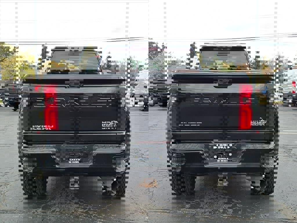 Used 2021 Chevrolet Silverado 3500 High Country w/ LPO, Hitch Package image 6