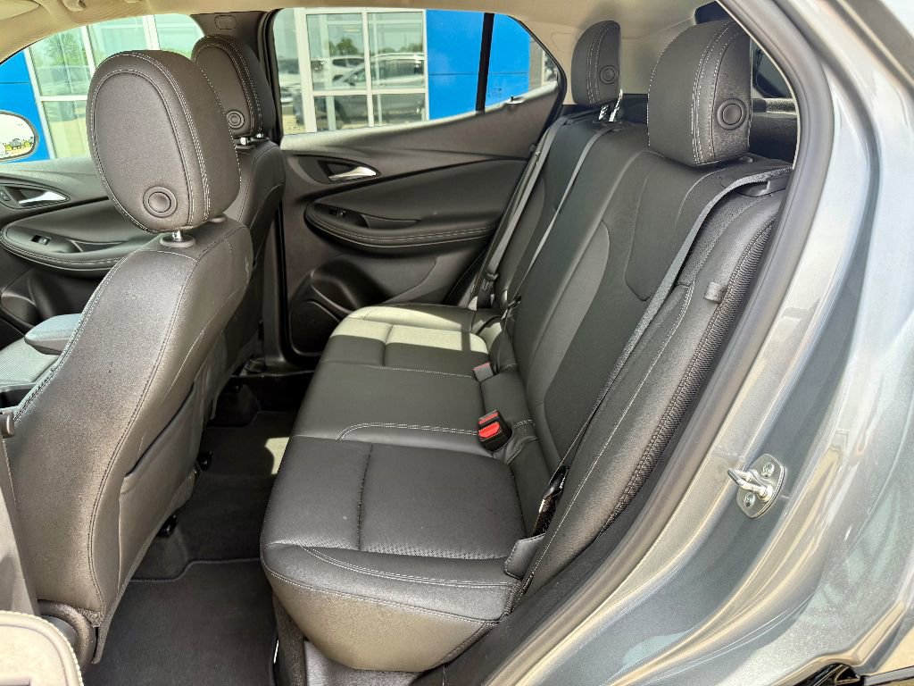 Used 2024 Buick Encore GX Sport Touring image 21