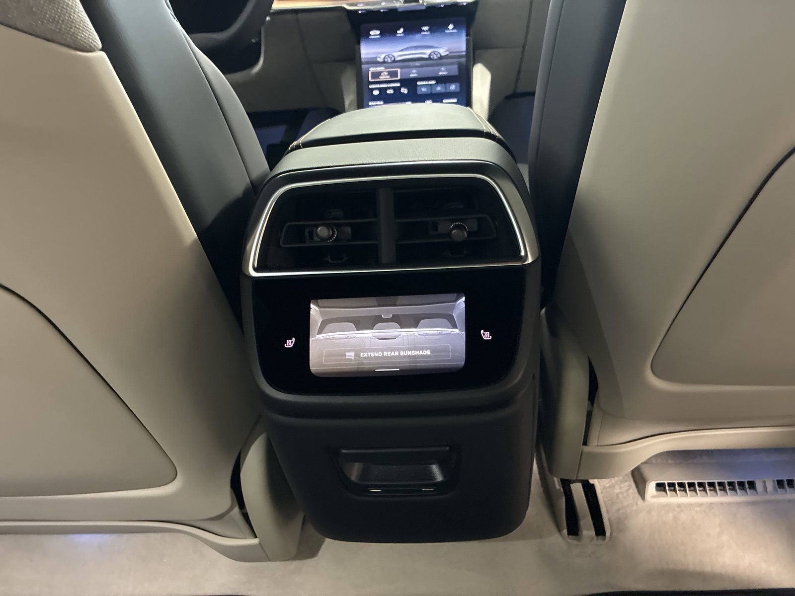 Used 2025 Lucid Air Touring image 31