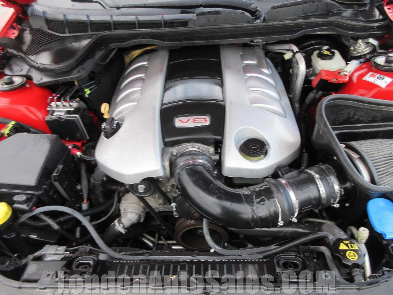 Used 2009 Pontiac G8 GXP image 16