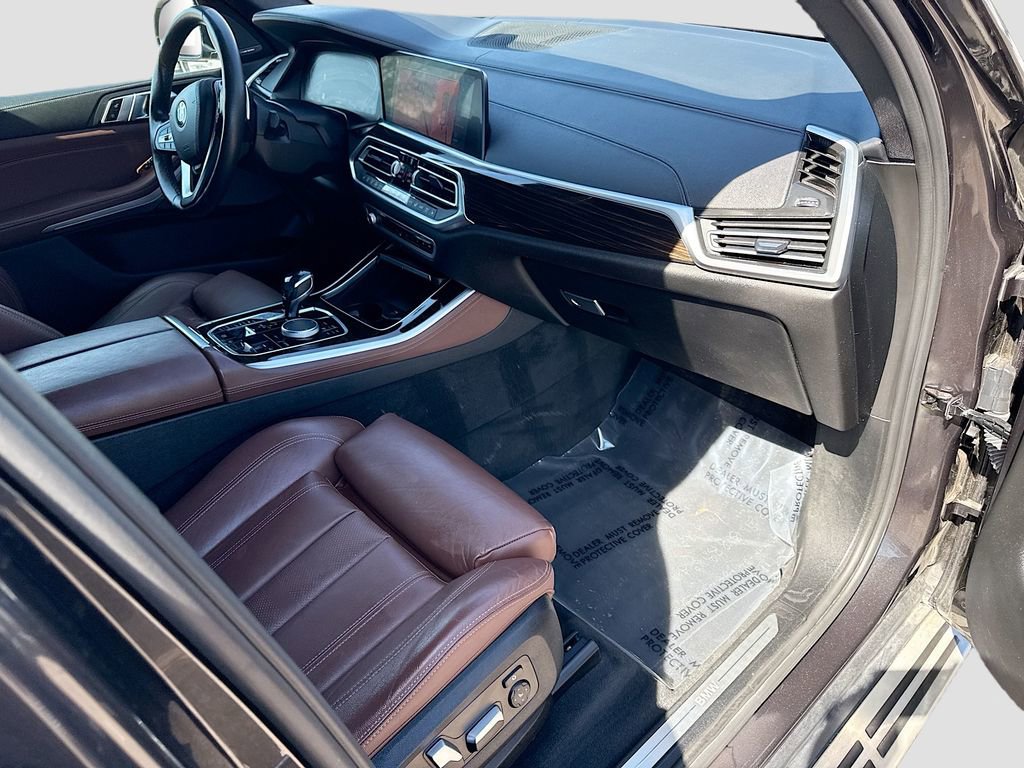 Used 2021 BMW X5 xDrive40i w/ Premium Package image 15