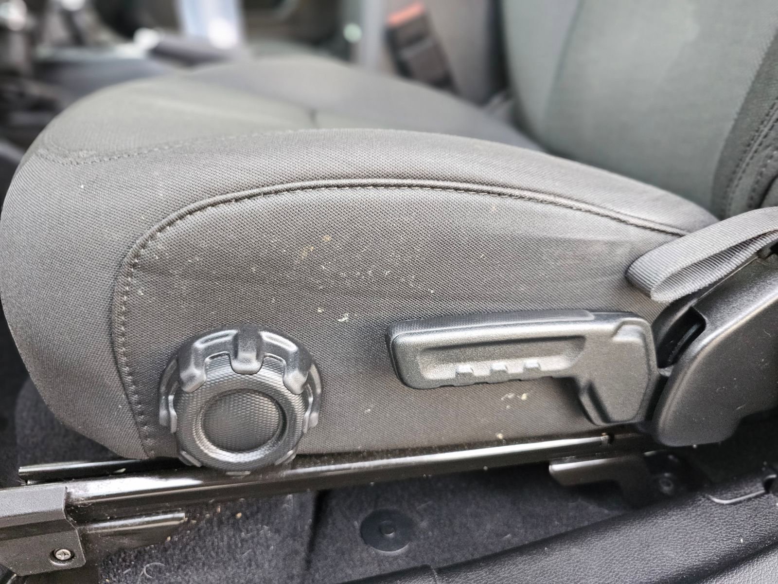 Used 2020 Jeep Wrangler Sport image 21