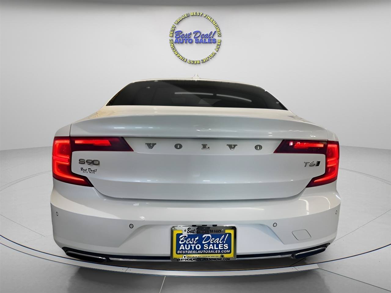 Used 2018 Volvo S90 T6 Momentum w/ Convenience Package AWD/4WD image 4
