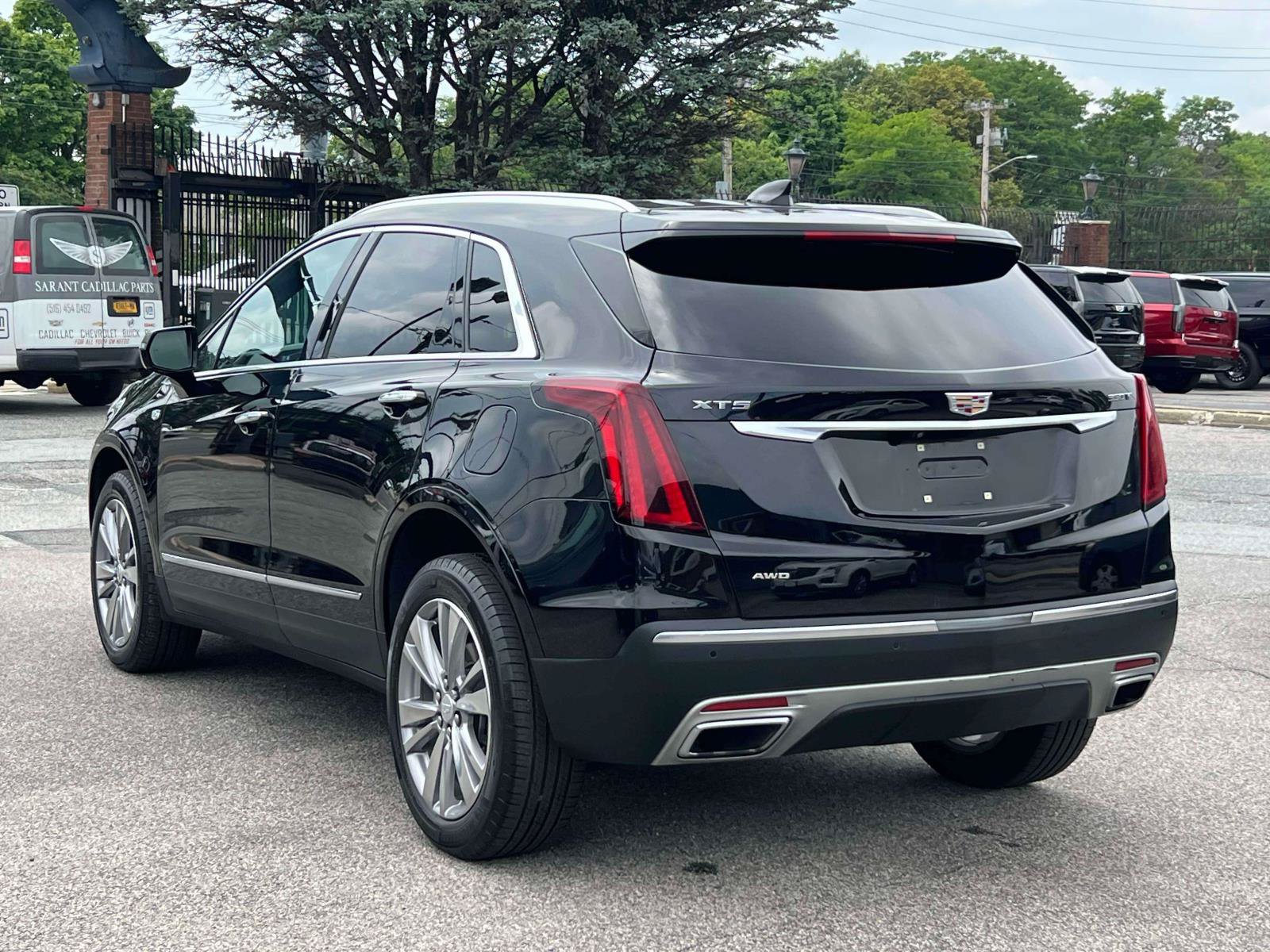 Certified 2023 Cadillac XT5 Premium Luxury AWD/4WD image 5