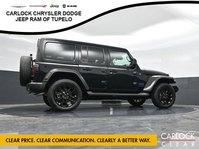 Used 2025 Jeep Wrangler Sahara image 48