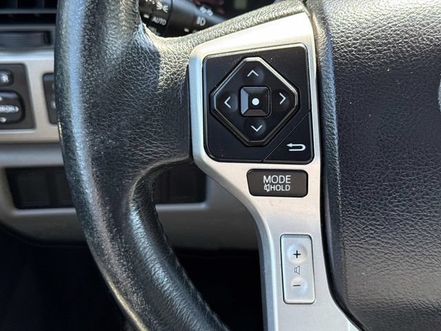 Used 2015 Toyota Sequoia SR5 AWD/4WD image 25