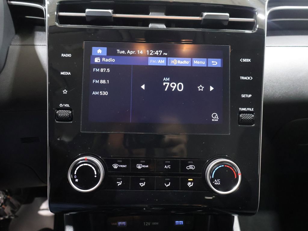 Used 2023 Hyundai Tucson SE image 23