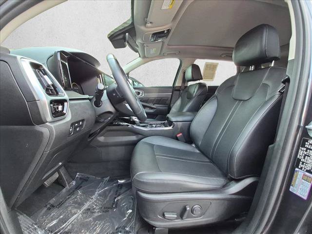 Used 2023 Kia Sorento SX FWD image 17