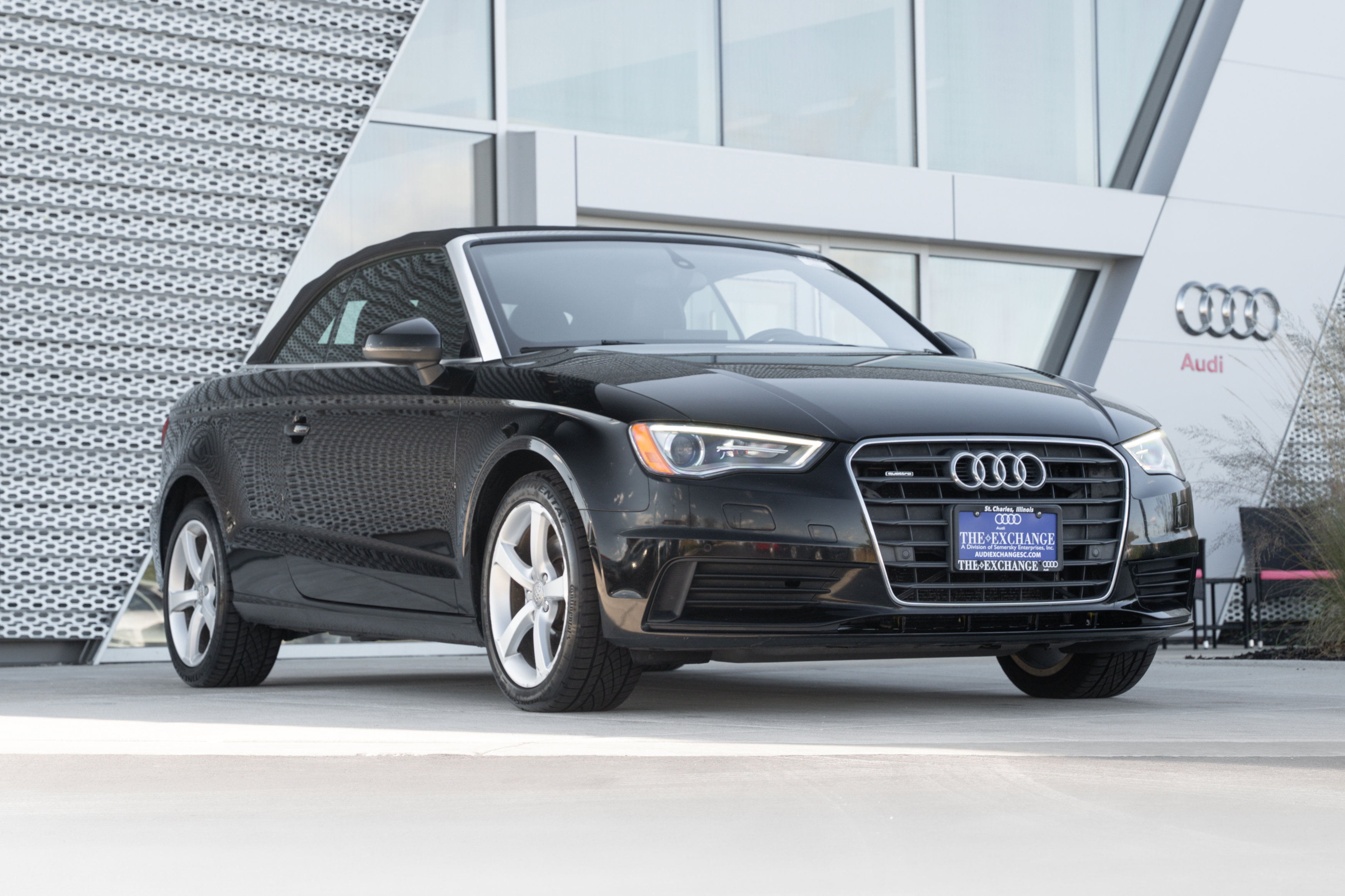Used 2015 Audi A3 2.0T Premium w/ Audi MMI Navigation Plus AWD/4WD image 2