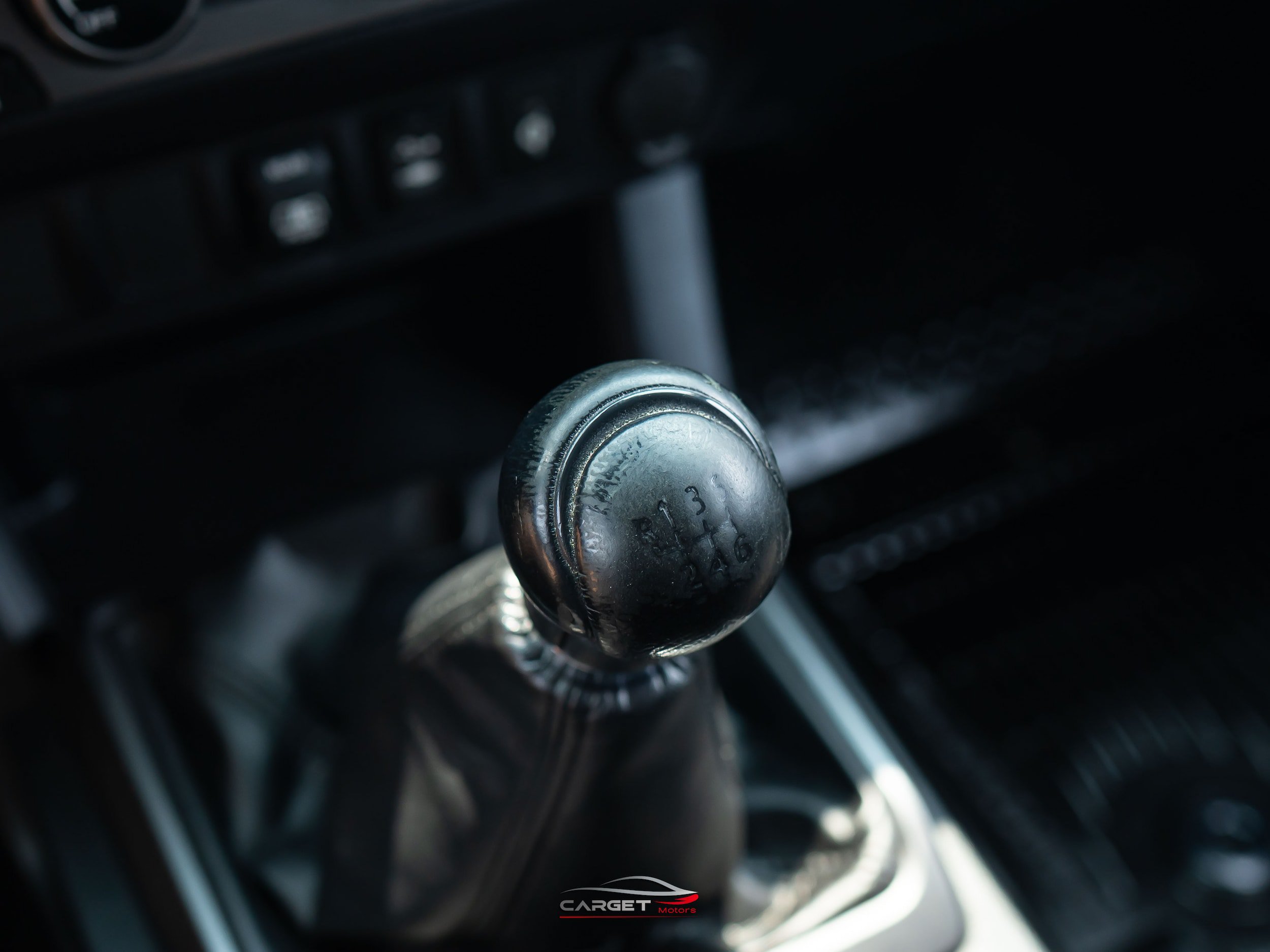 Used 2018 Toyota Tacoma TRD Sport AWD/4WD image 32
