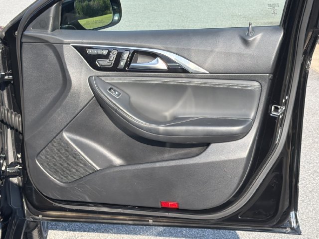 Used 2018 INFINITI QX30 AWD image 16