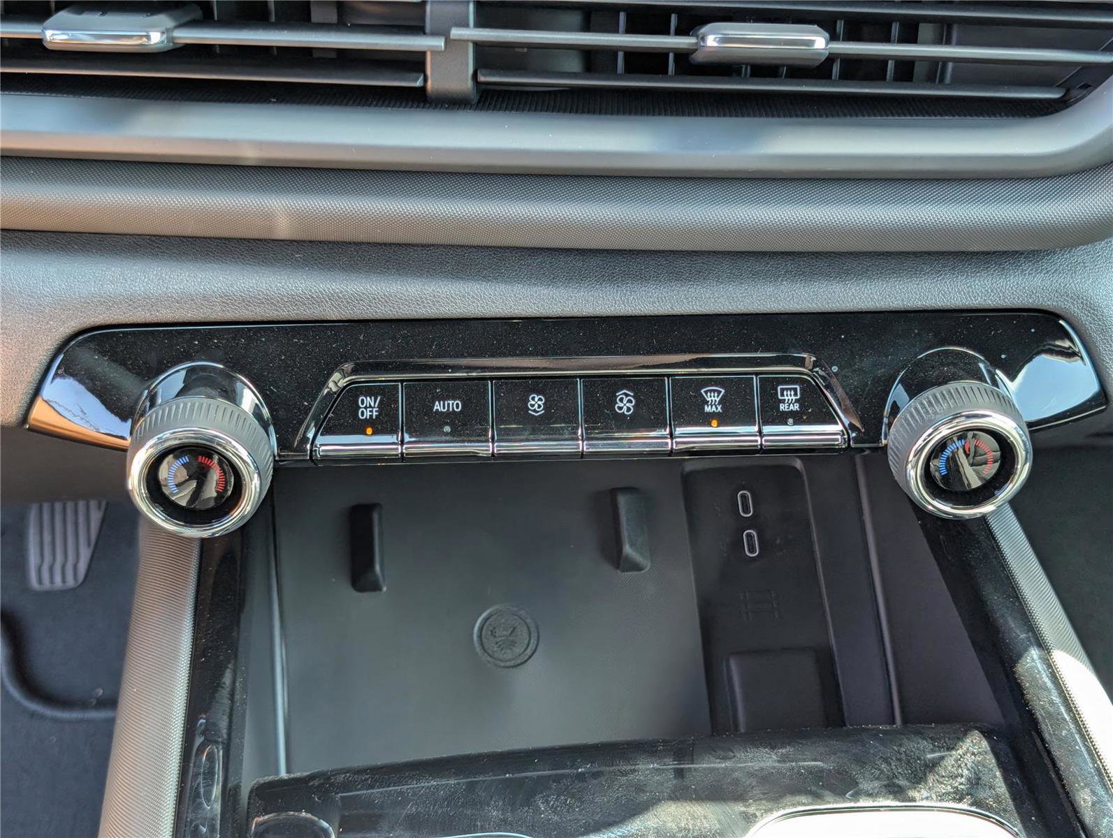 New 2026 Chevrolet Silverado EV LT w/ Premium Package image 20