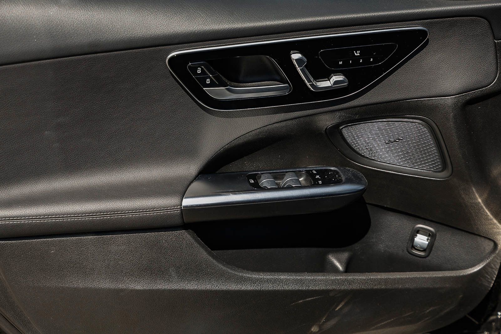 Certified 2025 Mercedes-Benz C 300 Sedan image 21