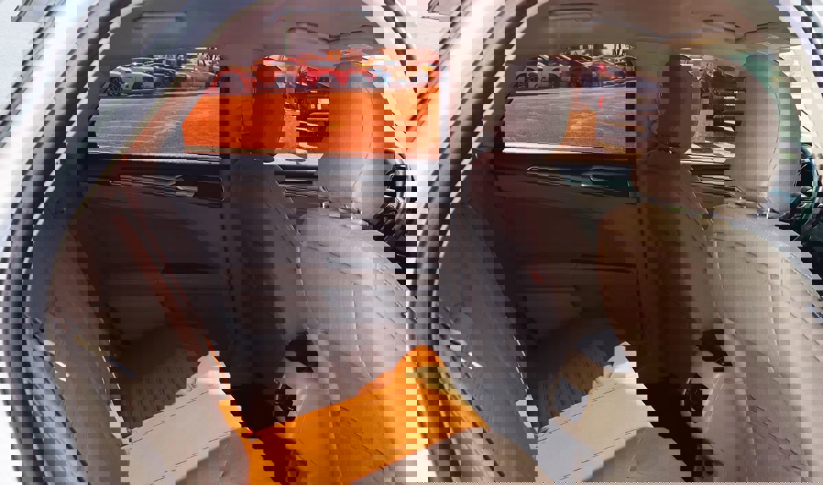 Used 2019 Ford Fusion SE image 28