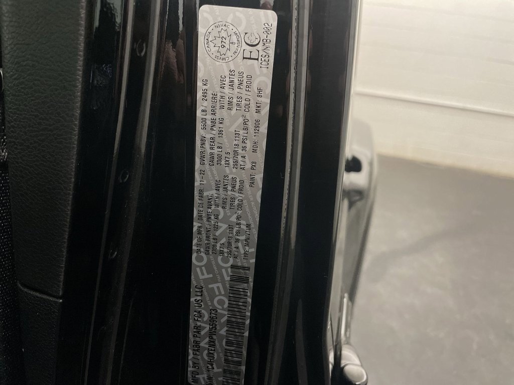 Used 2023 Jeep Wrangler Altitude image 27