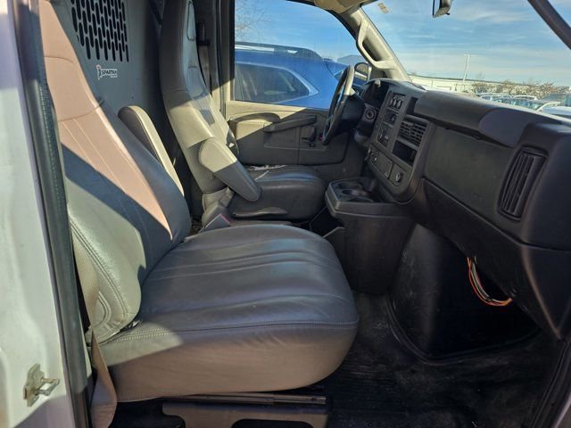 Used 2017 Chevrolet Express 2500 image 14