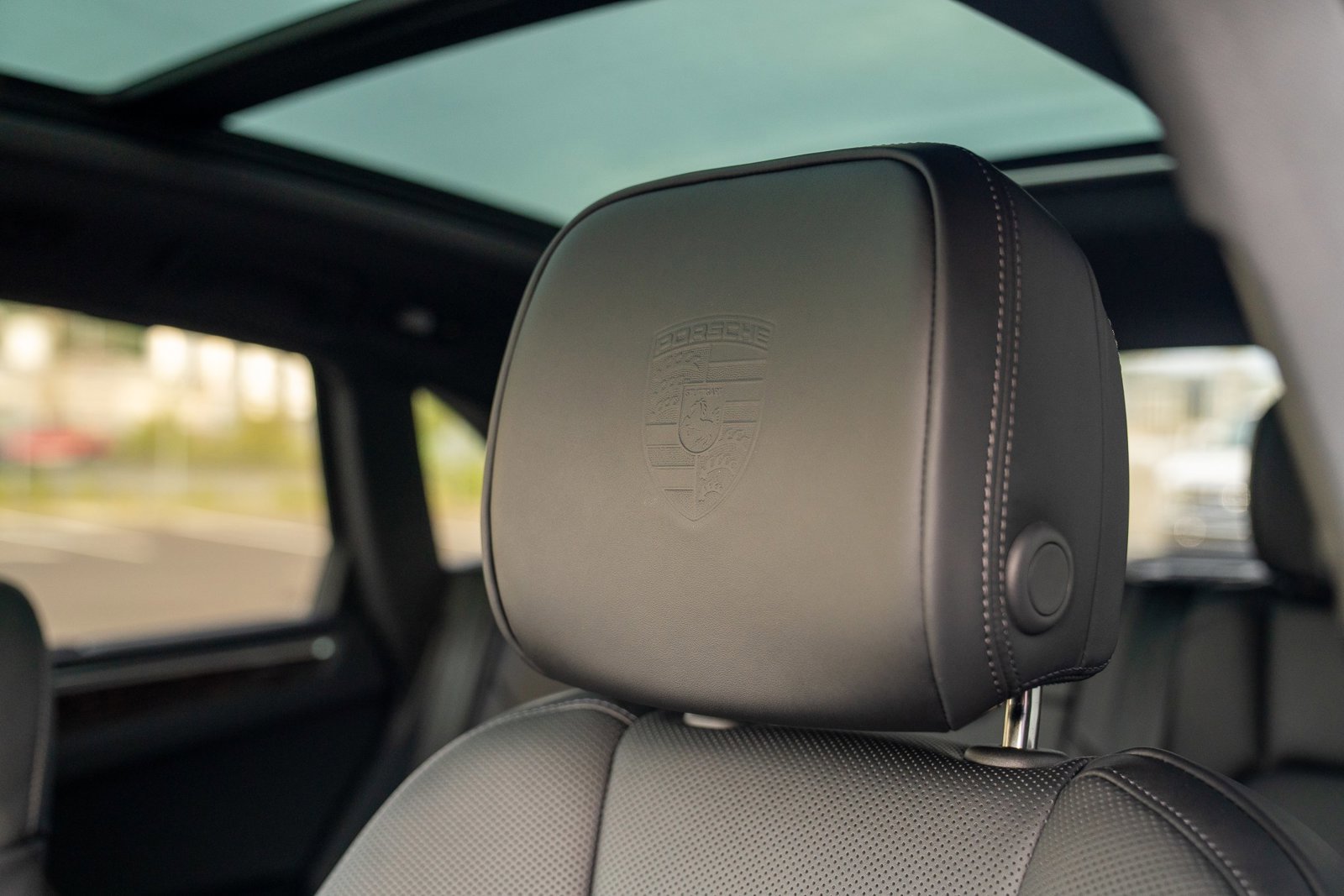 New 2026 Porsche Macan S image 13